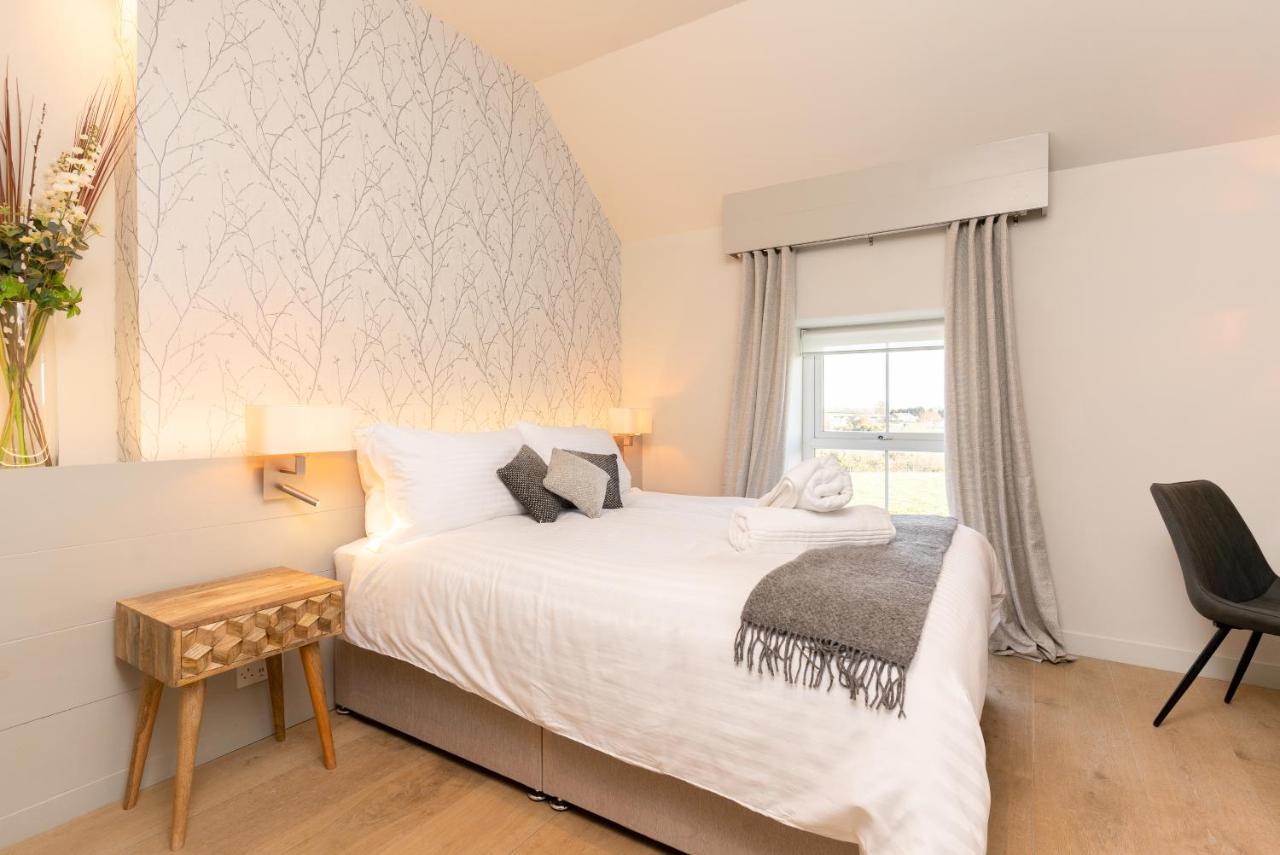The Roost On Rock Road Hotel Barry Luaran gambar