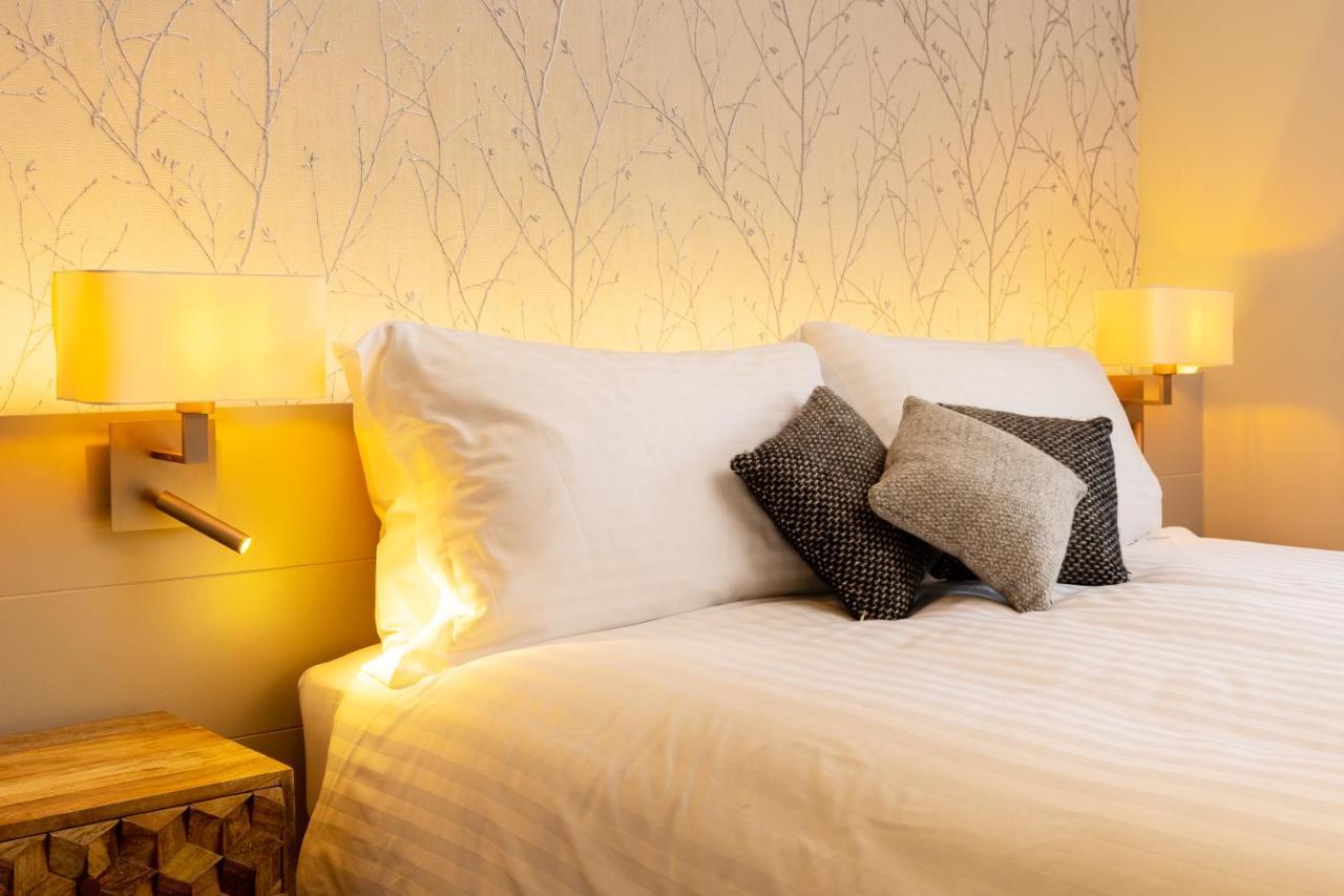 The Roost On Rock Road Hotel Barry Luaran gambar
