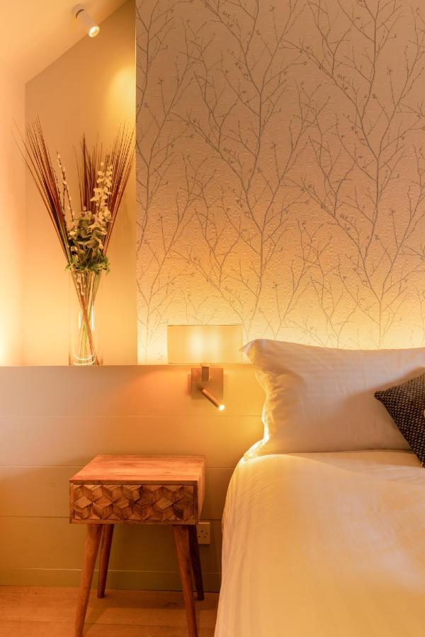The Roost On Rock Road Hotel Barry Luaran gambar