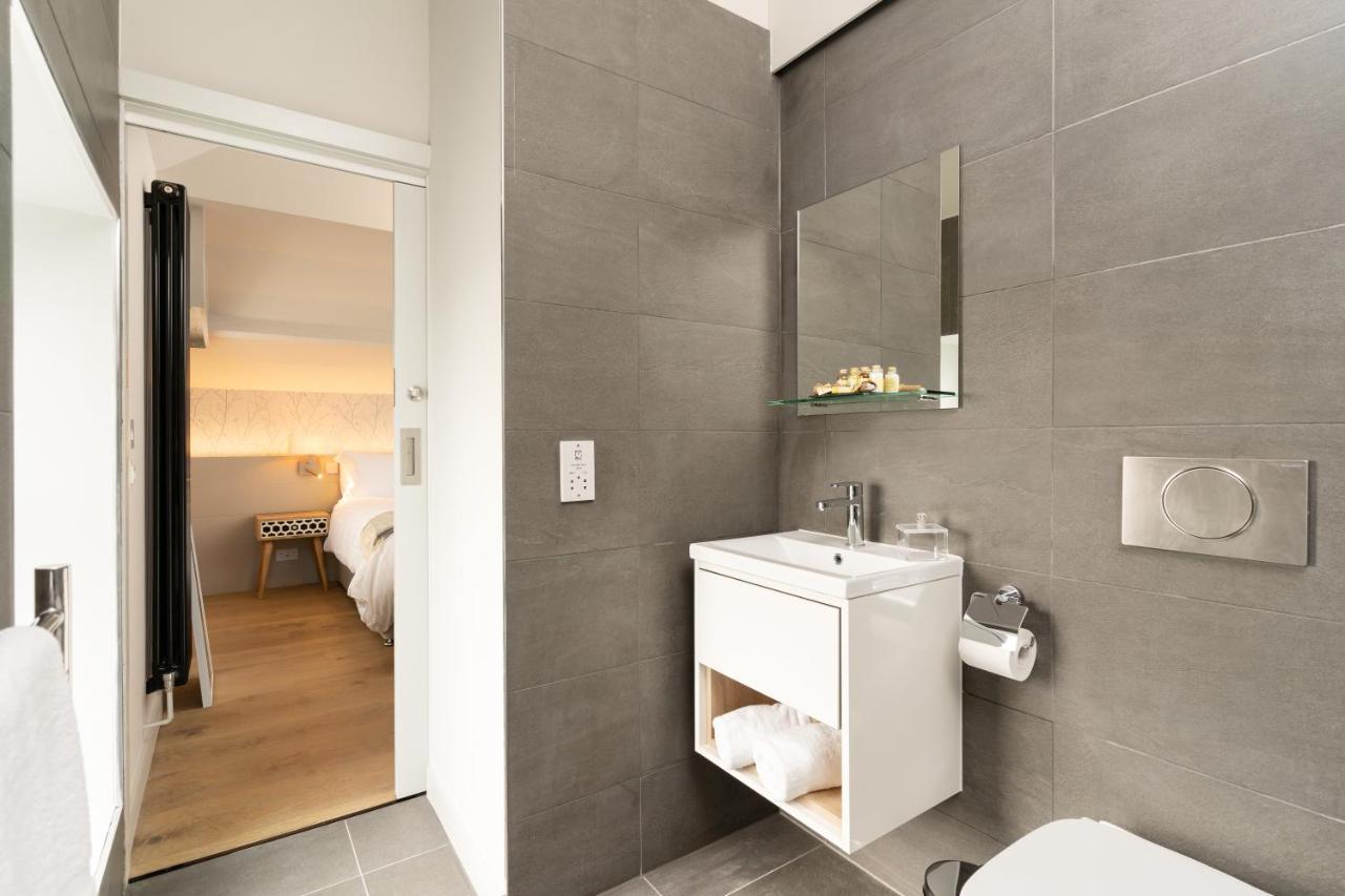 The Roost On Rock Road Hotel Barry Luaran gambar